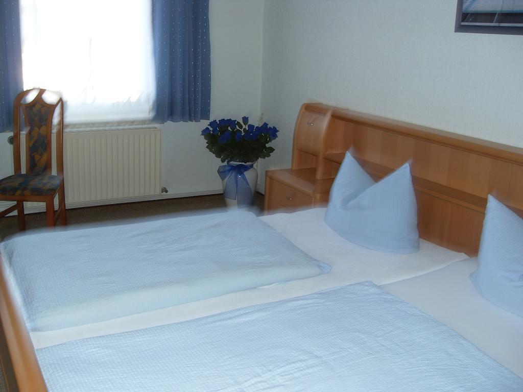 Hotel Gruener Kranz Rendsburg Room photo